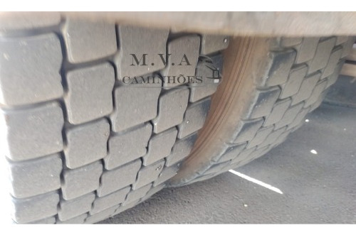 Scania P360 6x2 Ano 2012 Manual