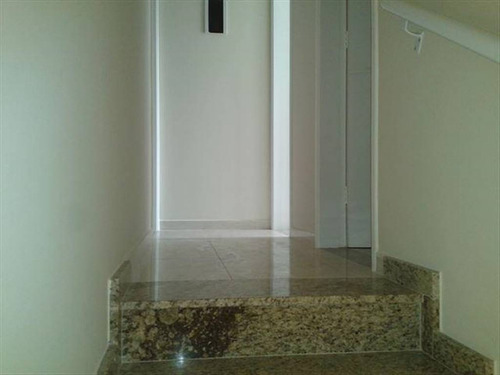 Imagem 15 de 30 de Sobrado Novo Em Condominio, Contendo 2 Quartos, Suite, Lavabo, E Garagem Para 1 Carro. - Hm1394