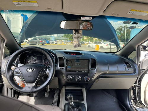Kia Forte Lx 2015 Manual (6 Velocidades) Radio Android
