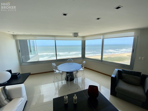 Imagen 2 de 30 de Tiburón 3. Playa Brava. Punta Del Este. Frente Al Mar. - Punta Del Este Brava