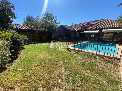 Casa Un Piso 5d 3b En Condominio, Venta San Juan Machalí