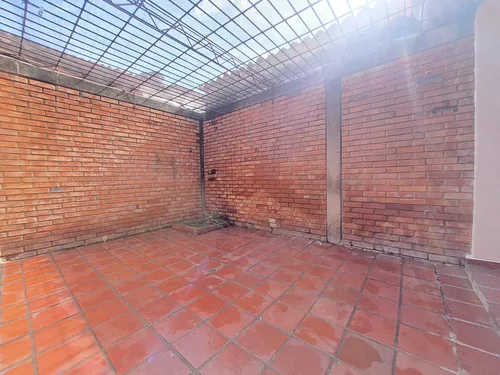 Casa En Arriendo En Niza. Cod A2482
