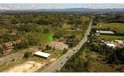 Lote y casalote en venta