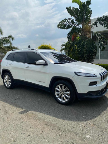 Jeep Cherokee 2015 3.2 Limited
