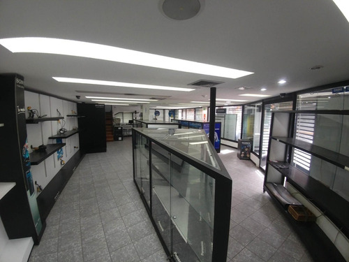 Imagen 2 de 7 de Elisa Erebrie Vende Local En Chacao Mls #20-21546