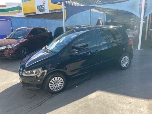 Imagem 2 de 10 de Vw Fox Blue 1.0 Flex - 2017 Abaixo Da Tabela E Aceito Trocas