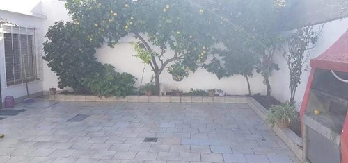Imagen 21 de 26 de Casa En Venta De 3 Dormitorios C/ Cochera En Quilmes