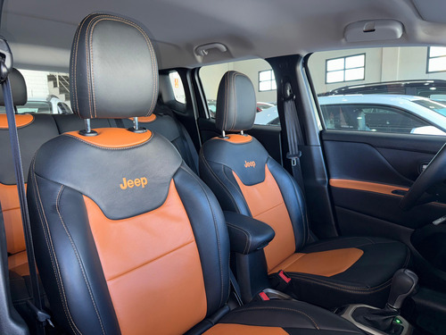 Jeep Renegade 1.8 16V FLEX LONGITUDE 4P AUTOMÁTICO