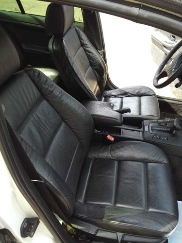 Imagem 8 de 9 de Bmw Serie 3 325i