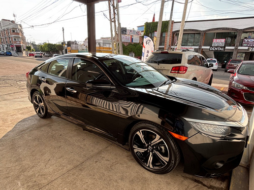 Honda Civic 1.5 Turbo Touring I-style Cvt