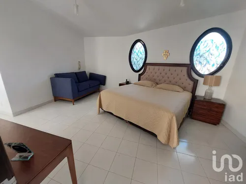 Venta Casa 5 Ambientes Jurica