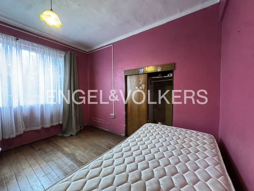 Casa Comercial Con Ingresos Activos