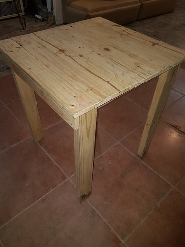 Mesa De Pino 70x70 Cm