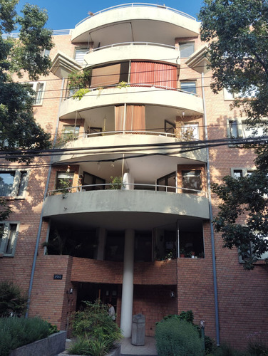 Amplio Departamento En Barrio Las Lilas