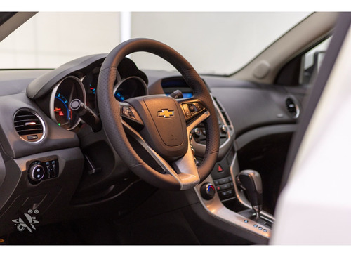 Chevrolet Cruze 1.8 LT 16V FLEX 4P AUTOMÁTICO
