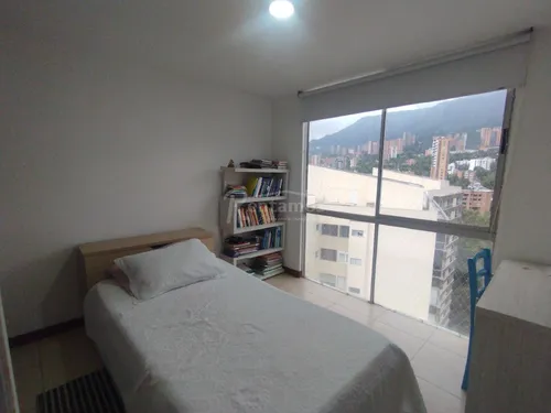 Apartamento En Venta En Los Balsos. Cod V776103