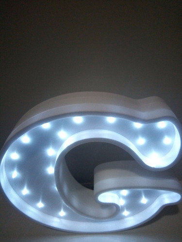 Imagen 7 de 10 de Letra Con Luz Led 40 Cm En Polyfan Belgrano Tunombreimporta