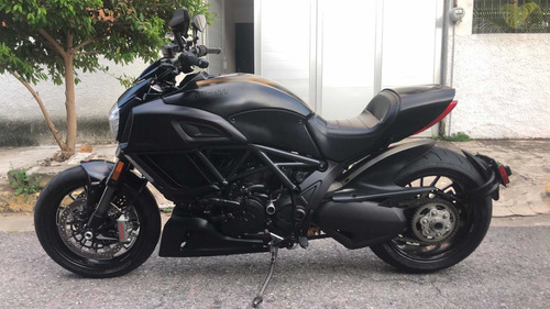 Imagen 6 de 8 de Ducati Diavel Dark Stealth