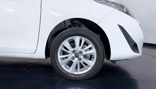 Imagen 11 de 15 de 108960 - Toyota Yaris 2018 Con Garantía