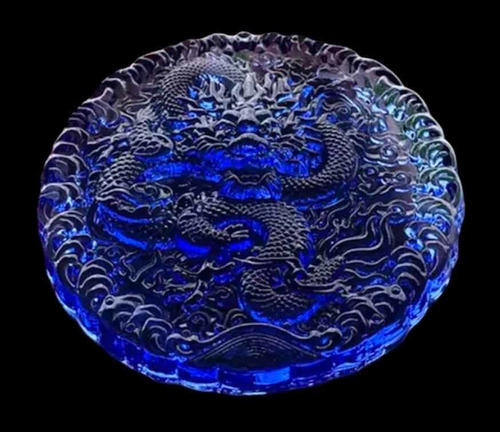 Bello Talismán Mandala Del Poderoso Dragón En Cristal Azul