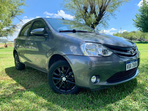 Toyota Etios 1.5 Xls Hacht