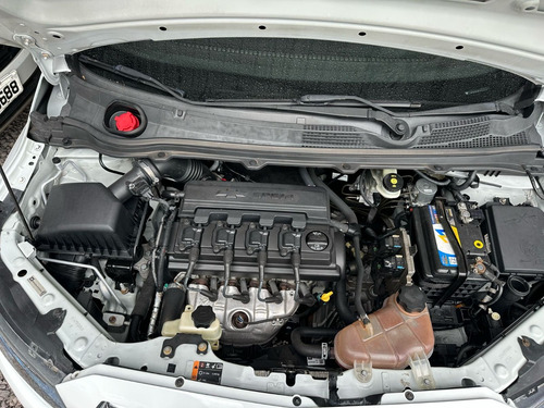 Chevrolet Onix 1.4 Lt 5p