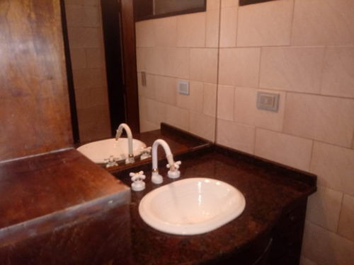 Imagen 9 de 12 de Departamento De 2 Dormitorios!! Zona Alta Cordoba!! Con Patio!!