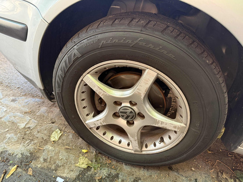 Volkswagen Golf 1.6 Format