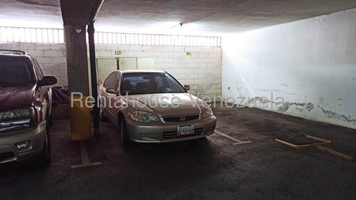 Apartamento En Venta En Los Palos Grandes Bh