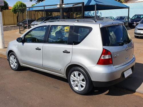 Imagem 4 de 7 de Livina 1.6 S Mecânico 2011 Apenas 90 Mil Km