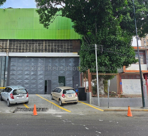 Excelente Local Comercial De 2 Niveles En Alquiler En La Yaguara Mls #24-24788 Mr