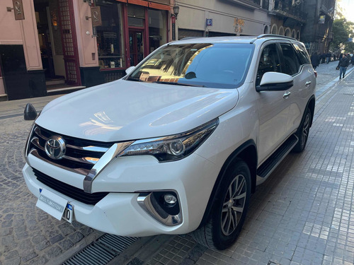 Imagen 25 de 25 de Toyota Sw4 2019 2.8 Srx 177cv 4x4 7as At Automatica Lucsc