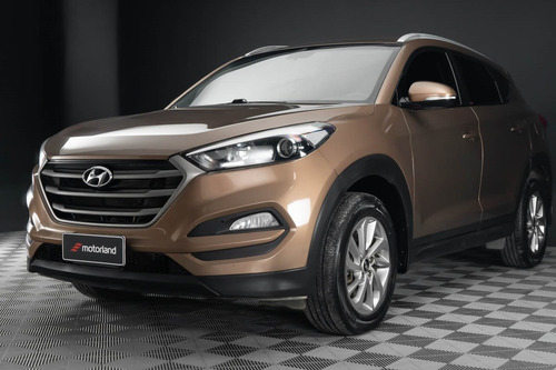 Imagen 13 de 25 de Hyundai Tucson Gl Sport - Motorland Permuto / Financio