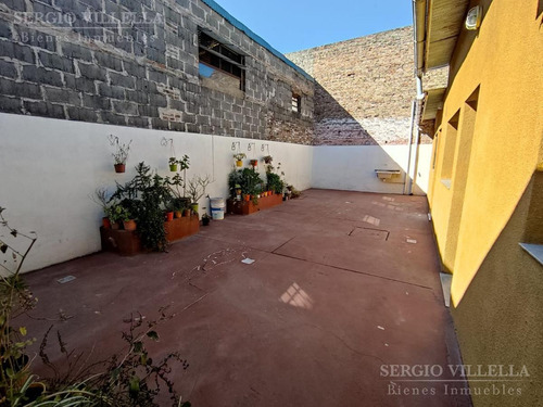 Imagen 9 de 11 de Corrientes 2800 - Departamento De Pasillo De Dos Dormitorios Con Patio En Venta