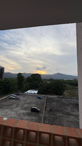 Solo Clientes. Enta Apartamento Amoblado En Mañongo A Residencias Isla Turkesa