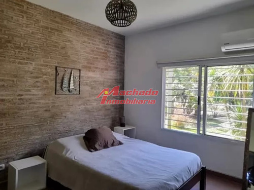 Casa En Venta De 3 Dormitorios En Ocean Park