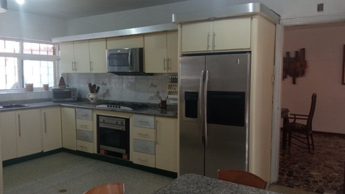 Imagen 11 de 24 de En Venta Bella Y Amplia Casa En Santa Mónica. Negociable