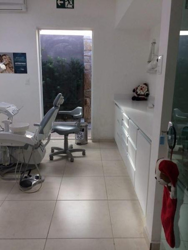 Imagem 3 de 15 de Clínica Para Venda Em Jundiaí, Jardim Cica, 1 Suíte, 4 Banheiros, 1 Vaga - 18291w_2-959447