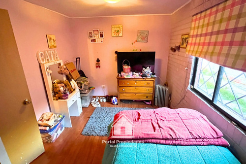 Amplia Casa, 4 Dormitorios, 3 Baños, Peñalolén
