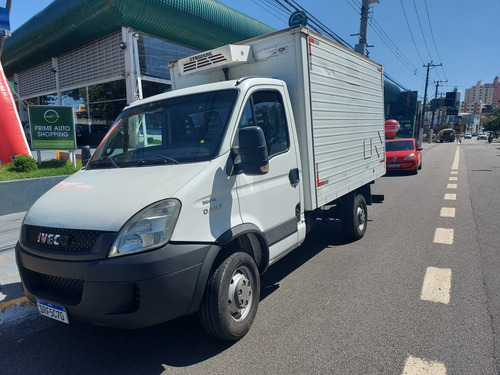Imagem 3 de 12 de Iveco