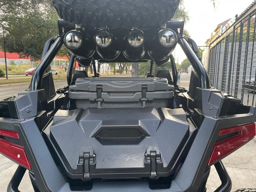 Polaris Rzr