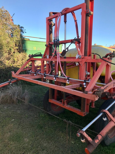 Imagen 6 de 9 de Pulverizador Barbuy 3000 Lts De 18 Mts