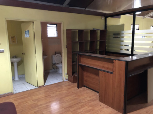 Excelente Galpón 450m2, Victoria / Sta. Elena
