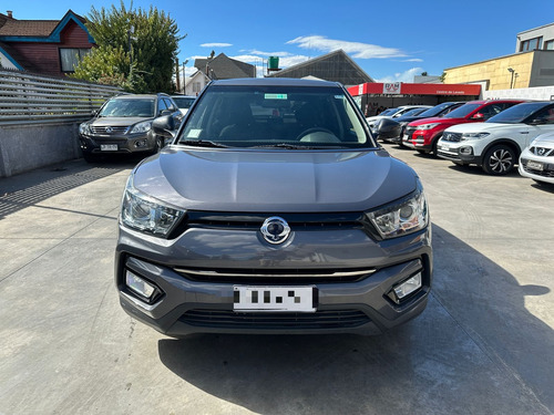 SsangYong Tivoli 1.6 4x2 At Full Tv1111
