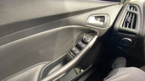 Ford Focus III 2.0 Sedan Se At6