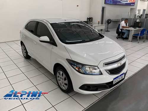 Chevrolet Onix MPFI LT 8V