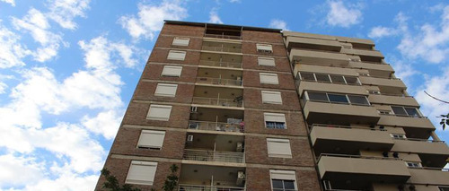 Santa Fe Al 2700 - Alquiler Departamento 1 Dormitorio En Rosario