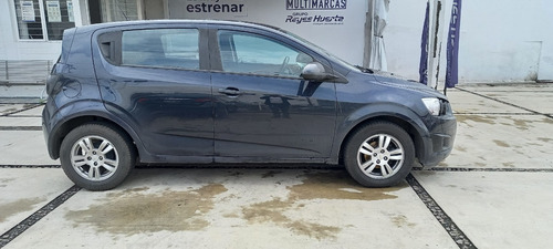 Imagen 3 de 12 de Chevrolet Sonic Lt Std Hatchback 2016
