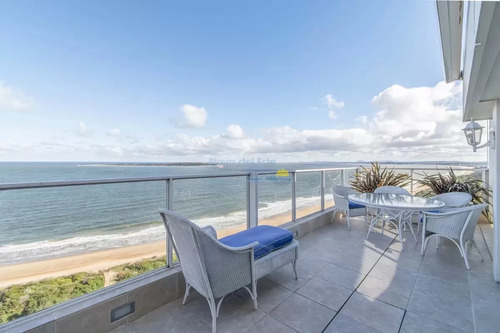 Vende Excelente Departamento 3 Dormitorios En Tunquelen , Playa Mansa, Punta Del Este