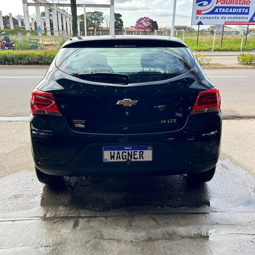 Chevrolet Onix 1.4 MPFI LTZ 8V FLEX 4P MANUAL